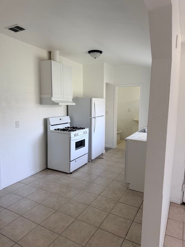 Photo - 15722 Larch Ave Unit 3