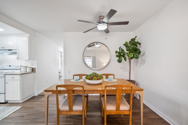 Photo - The Homestead