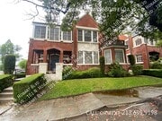 Photo - 101 N Hobart Blvd