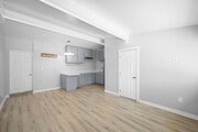 Photo - 13840 Community St