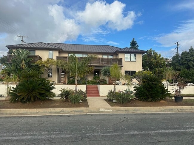 Photo - 402 S Clementine St Unit 402 Main House