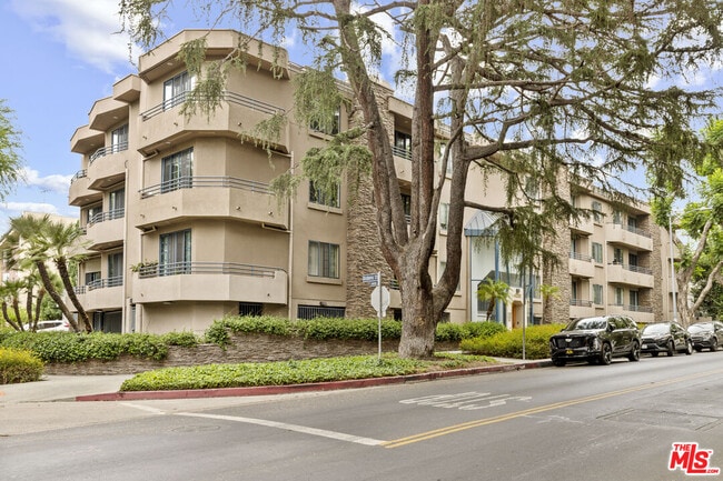 Building Photo - 4230 Stansbury Ave