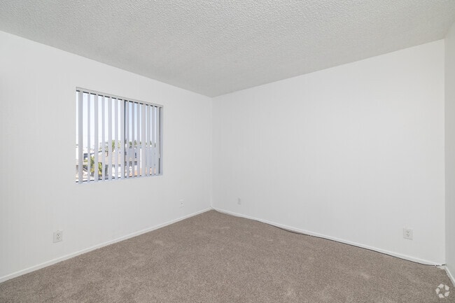 2BR, 1BA - 630SF - Bedroom - 2216-2218 Court St.