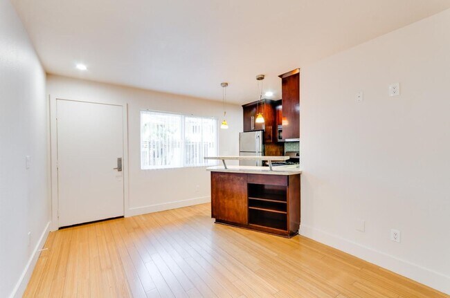 Photo - Canyonwood Apartments