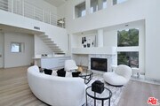 Photo - 1701 N Beverly Dr House
