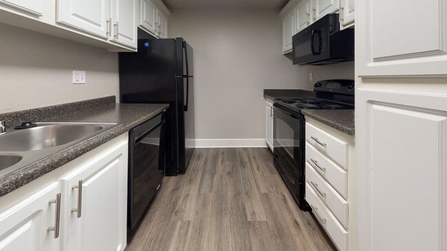 Photo - Mountain View (San Dimas)