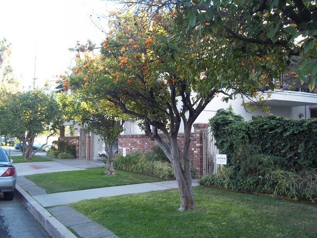 Photo - 5929 Laurel Canyon Blvd Unit 14