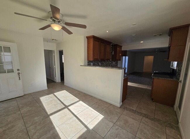 Photo - 4124 W Avenue L6