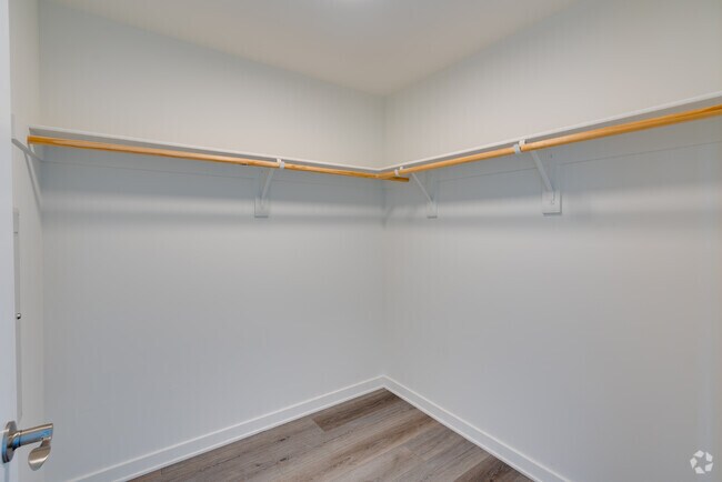 1BR, 1BA - Unit 501 - 5536 Fulcher Ave