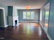 Photo - 742 N Mentor Ave