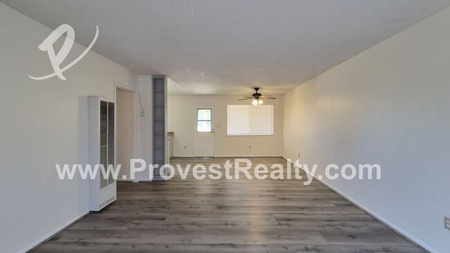 Photo - 15244 Mission St
