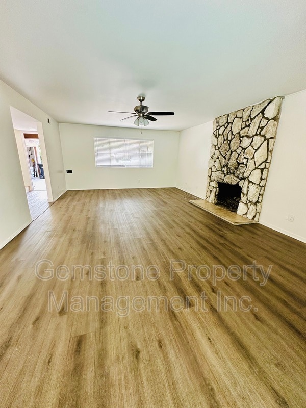 Photo - 5233 Countryside Dr