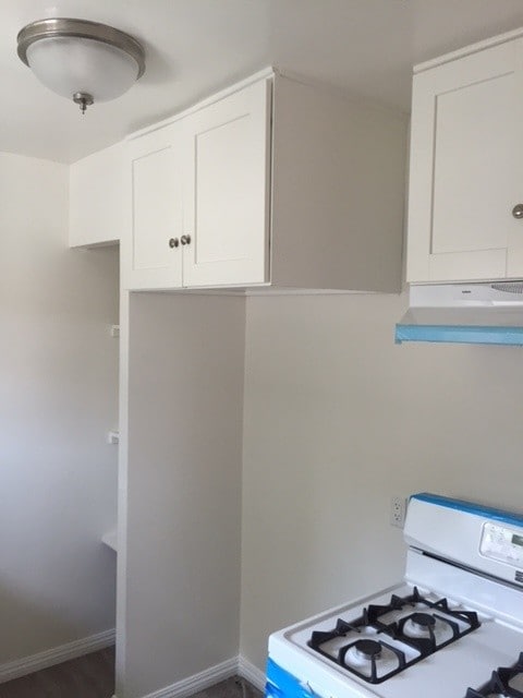 Photo - 2512 N Buena Vista St Unit 2512