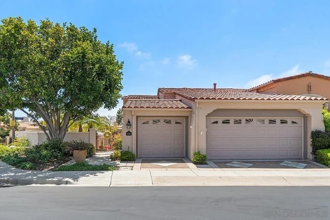 Photo - 1395 Caminito Floreo