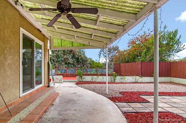 Photo - 5 Bedroom House in College East - Bright and Airy on Quiet Street!
