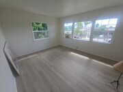 Livingroom - 6336 1/2 Simpson Ave Unit 6336 1/2 Simpson