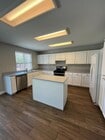 Photo - Modern Comfort & Space in South Corona – 4... House