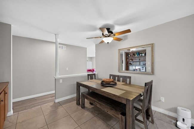 Photo - 3151 Magellan St