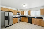 Photo - 1467 W I St Apartments Unit 1