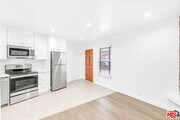 Photo - 2029 Cloverfield Blvd Condo Unit B