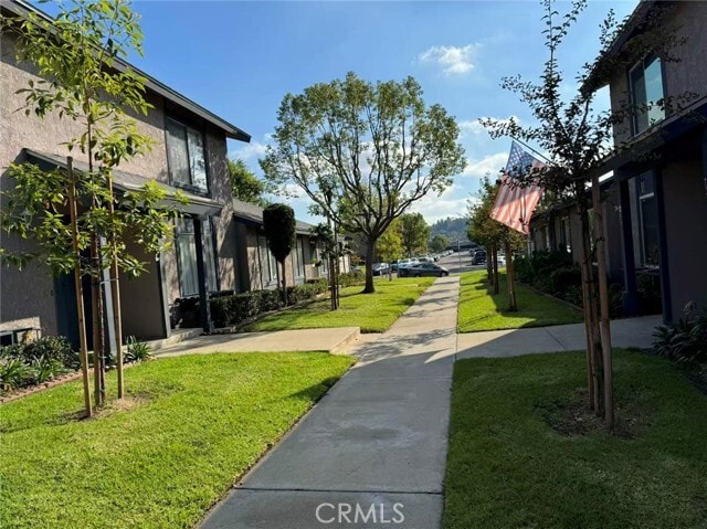 Building Photo - 751 Windwood Dr