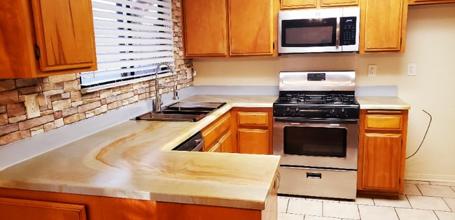 Building Photo - 514 Coronado Ave