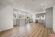 Photo - 910 N Hudson Ave Condo