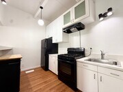 Photo - 525-27 S Juniper St Unit 525