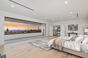 Master Bedroom & Balcony - 4386 Newport Ave House