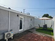 Photo - 290 E 57th St