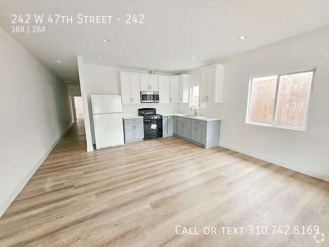 Building Photo - 242 W 47th St Unit 242 Rental