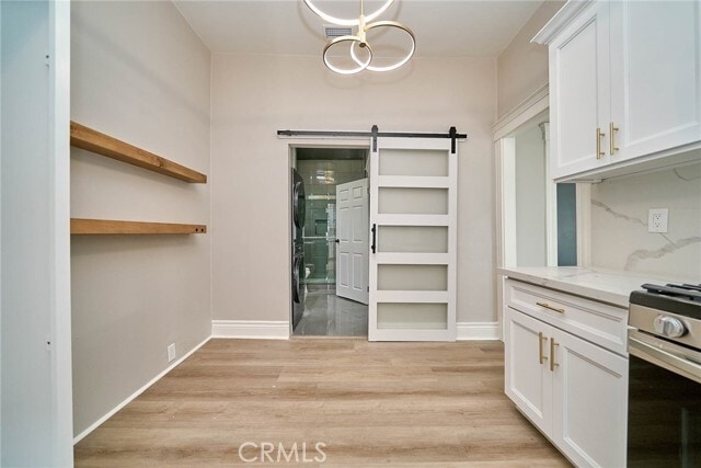 Photo - 844 N Van Ness Ave