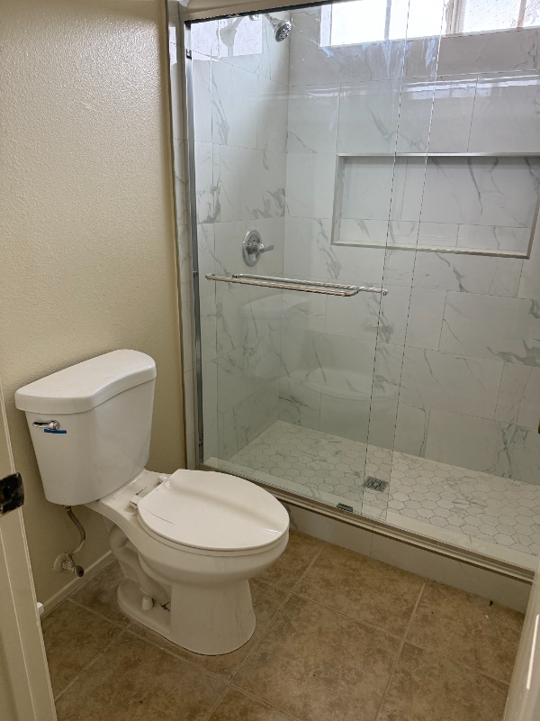 Photo - 2472 New Ave