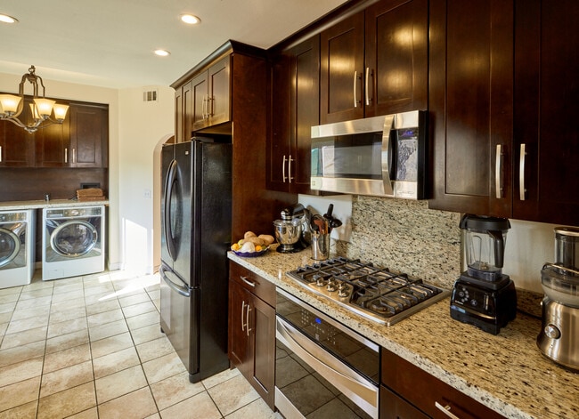 Photo - 817 10th St Unit #206