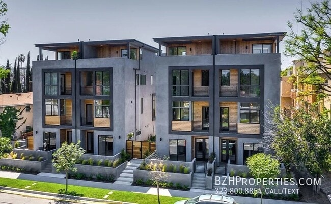 Photo - 4429 Tujunga Ave