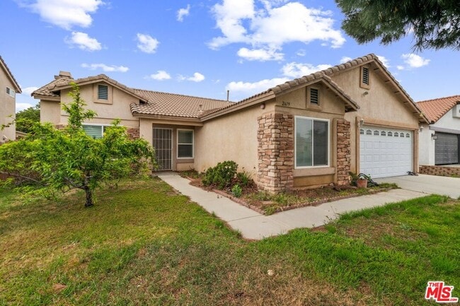 Photo - 2619 W Windhaven Dr House