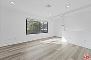 Photo - 721 Beloit Ave