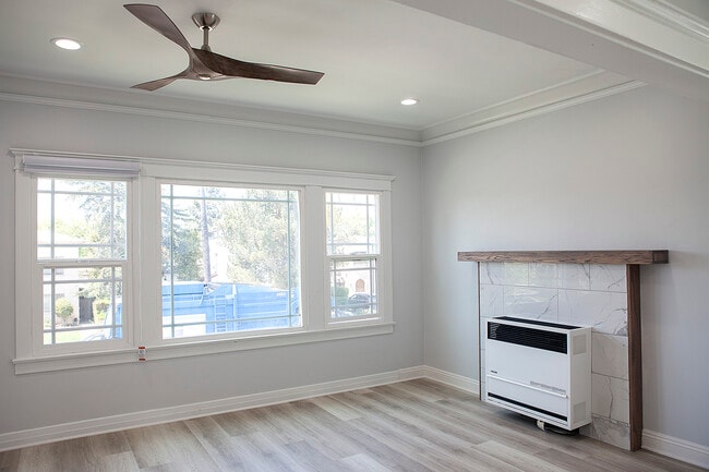 Photo - 2520 5th Ave Unit 2520 1-2