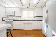 Photo - 446 S St Andrews Pl Unit 3