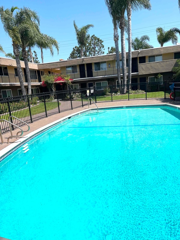 Photo - 4020 Rosecrans Ave Unit A