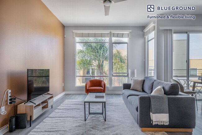 Photo - 4055 Redwood Ave Unit FL4-ID1074