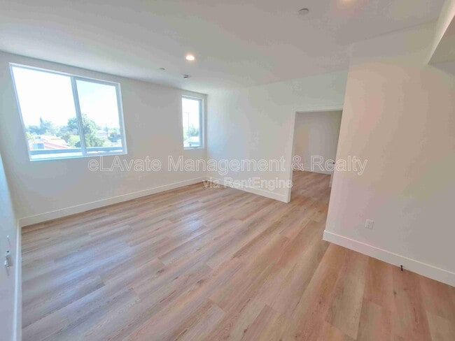 Photo - 16136 Devonshire St Unit 204