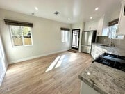 Photo - 208 N Cordova St