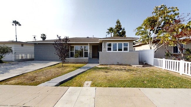 Building Photo - 6BD/3BA, Renovated Backyard! Rental