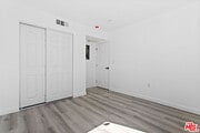 Photo - 442 E 118th St