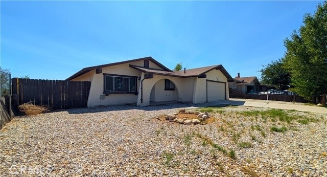 Photo - 10707 White Ave