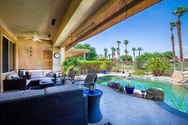 Photo - 37905 Pineknoll Ave