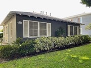 Photo - 2326 Oak St Unit 2326 one half