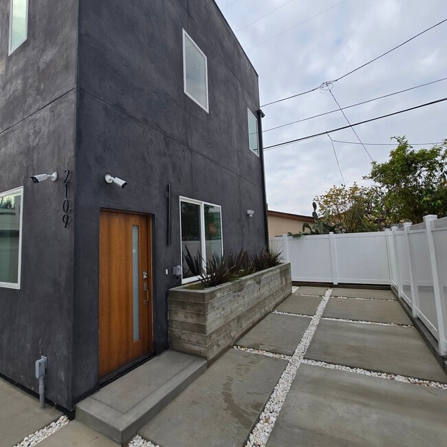 Photo - 2109 S West View St Apartments Unit 2109