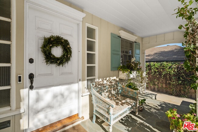 Photo - 9031 David Ave